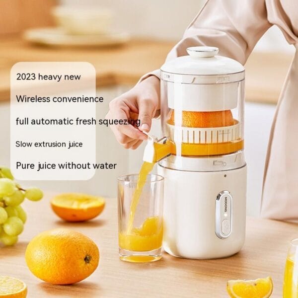 USB Portable Mini Fruit Squeezer/Blender - Image 3