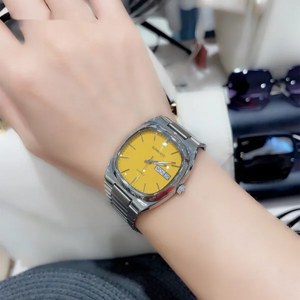 The Shell Hour | Minimalist Steel Quartz Watch